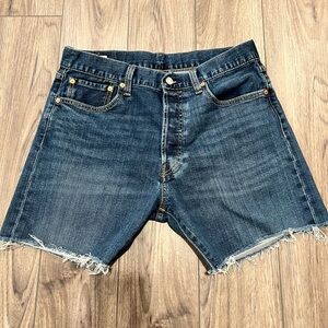 Levi's Dark Wash Denim Cutoff Shorts Size W33 L30